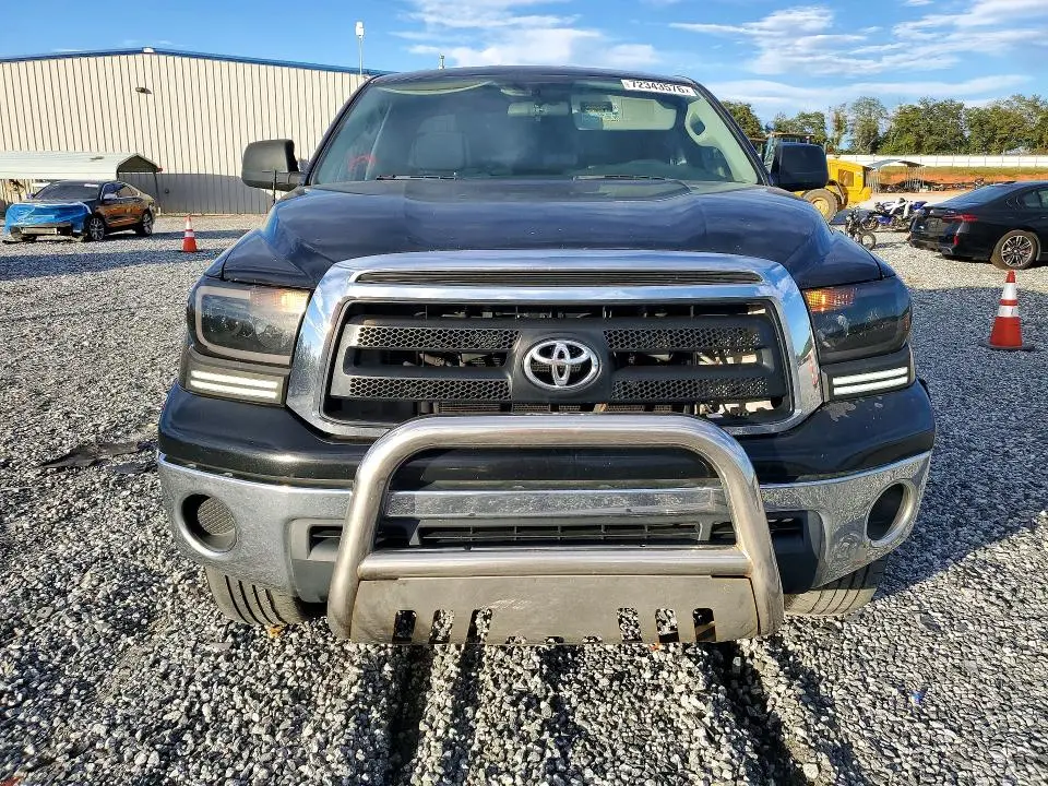 2011 TOYOTA TUNDRA DOUBLE CAB SR5  