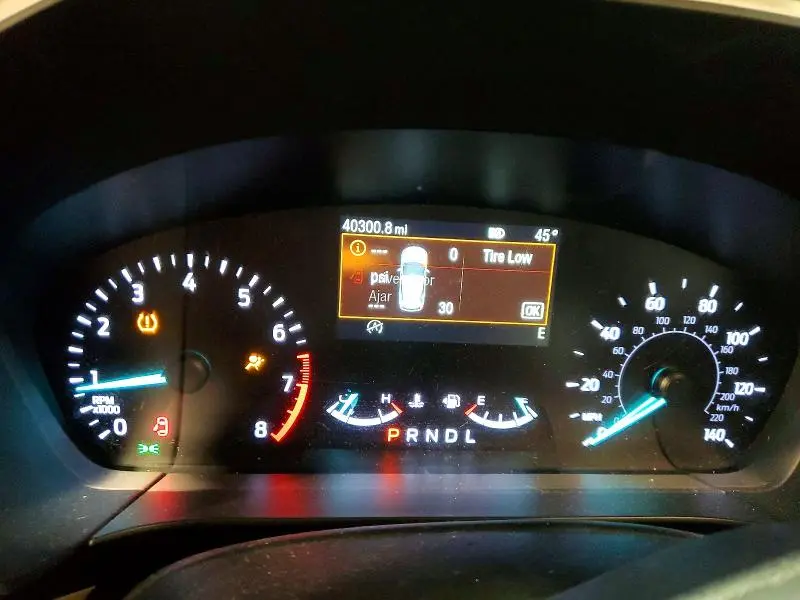 2020 FORD ESCAPE SE  