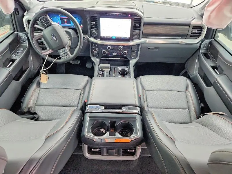 2024 FORD F150 LARIAT  