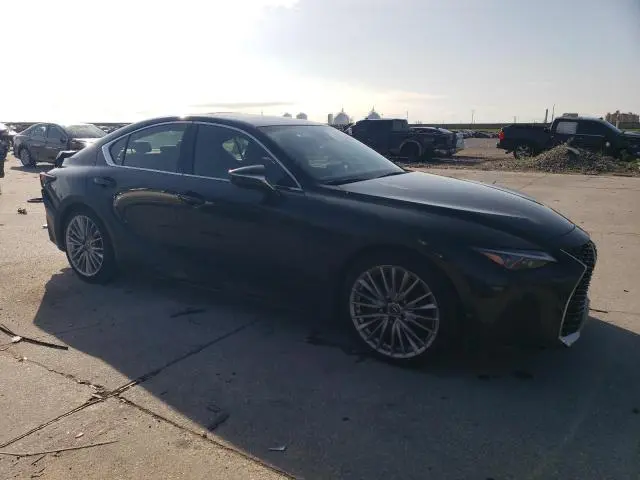 2022 LEXUS IS 300  