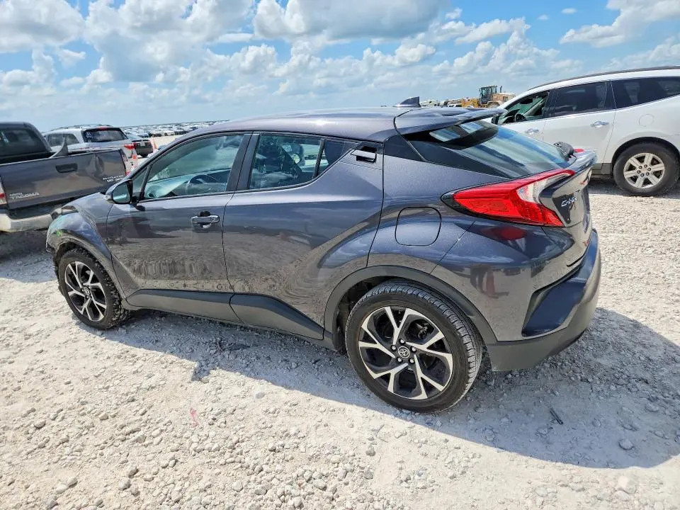 2018 TOYOTA C-HR XLE  