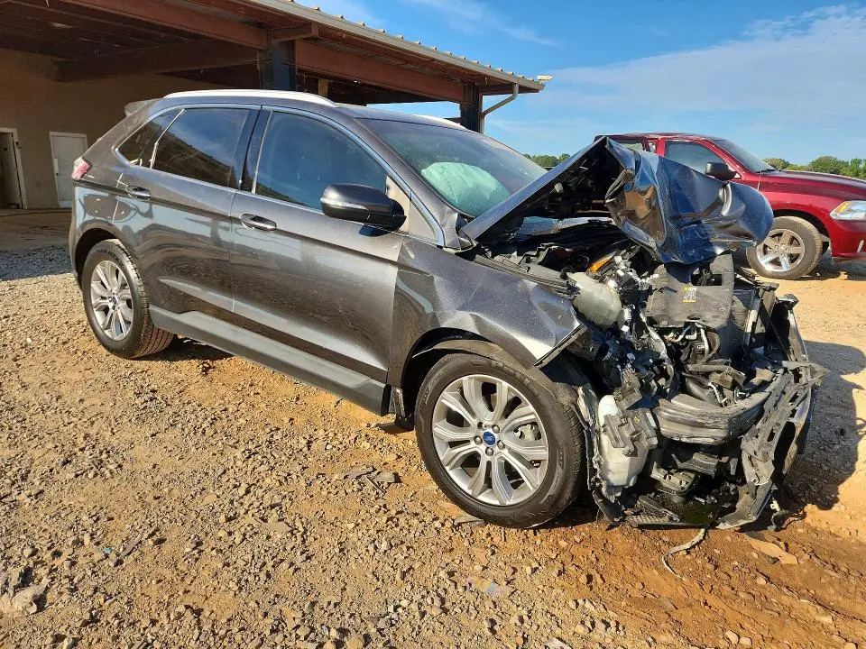 2019 FORD EDGE TITANIUM  