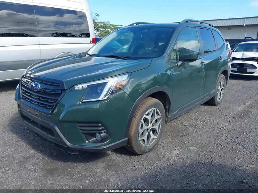 2022 SUBARU FORESTER PREMIUM