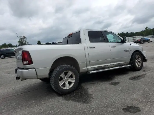 2016 RAM 1500 SPORT