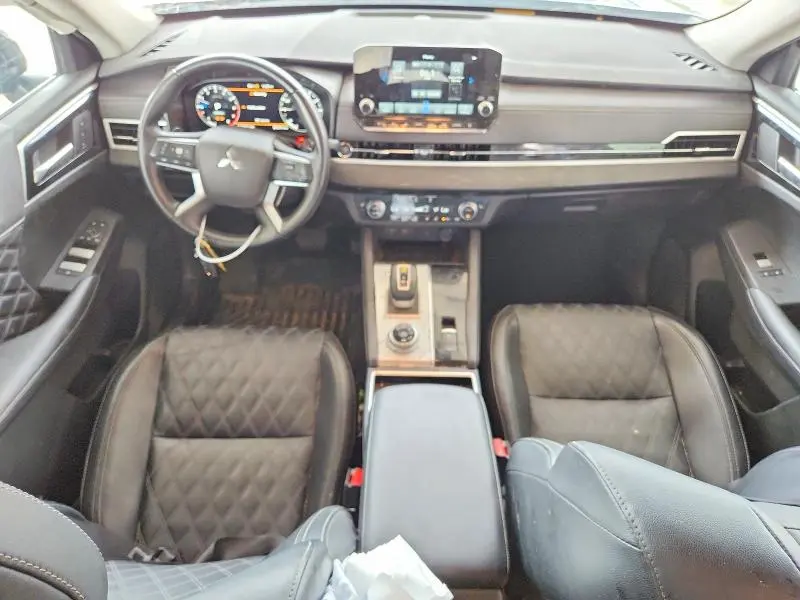 2024 MITSUBISHI OUTLANDER SEL  