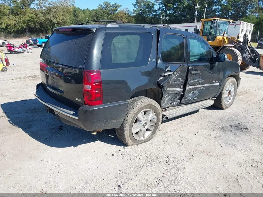 2010 CHEVROLET TAHOE LTZ