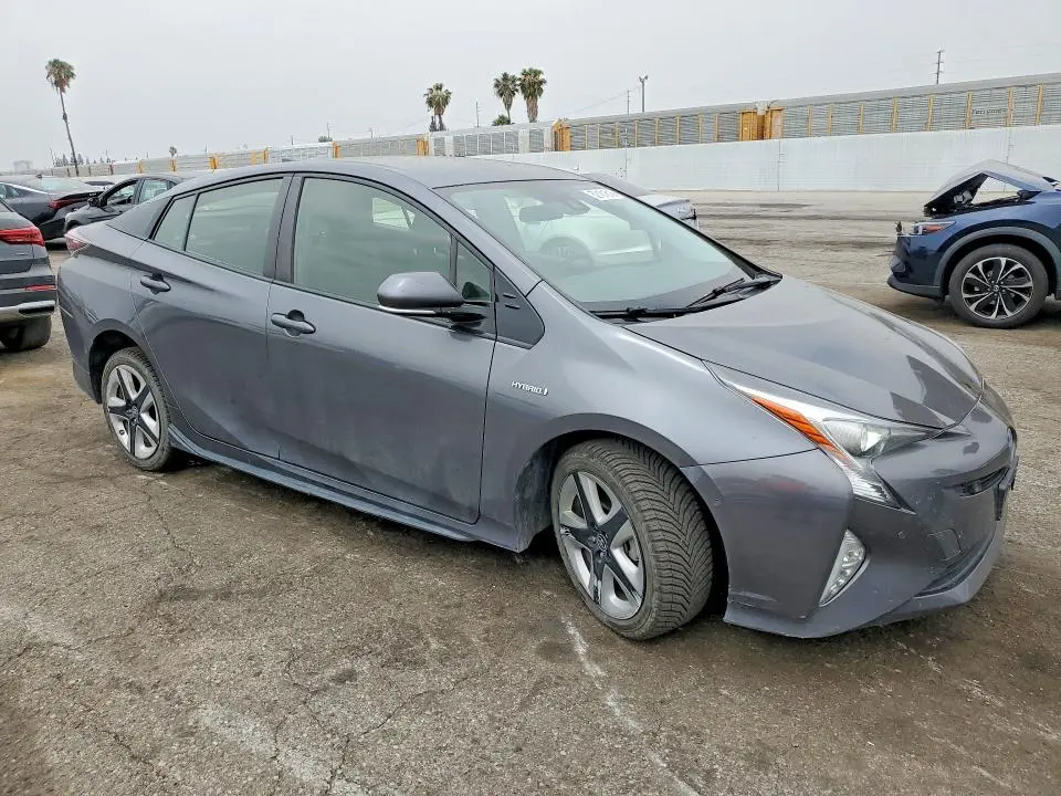 2017 TOYOTA PRIUS THREE TOURING  