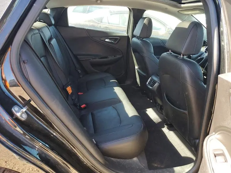 2017 CHEVROLET MALIBU LT  
