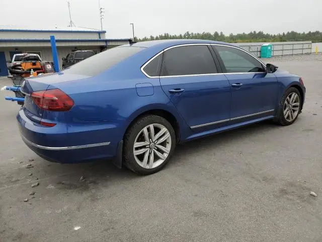 2017 VOLKSWAGEN PASSAT SE