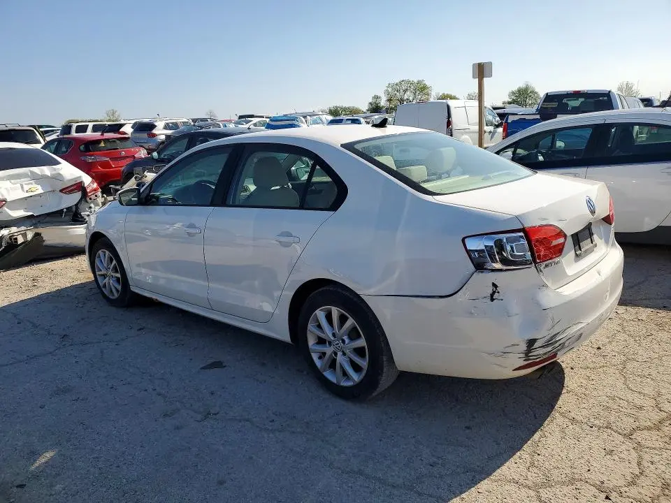 2012 VOLKSWAGEN JETTA SE  