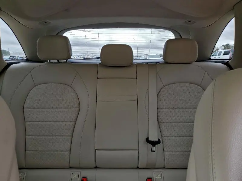 2016 MERCEDES-BENZ GLC 300  