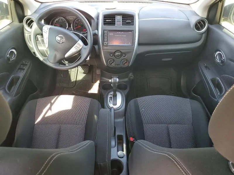 2019 NISSAN VERSA SV  