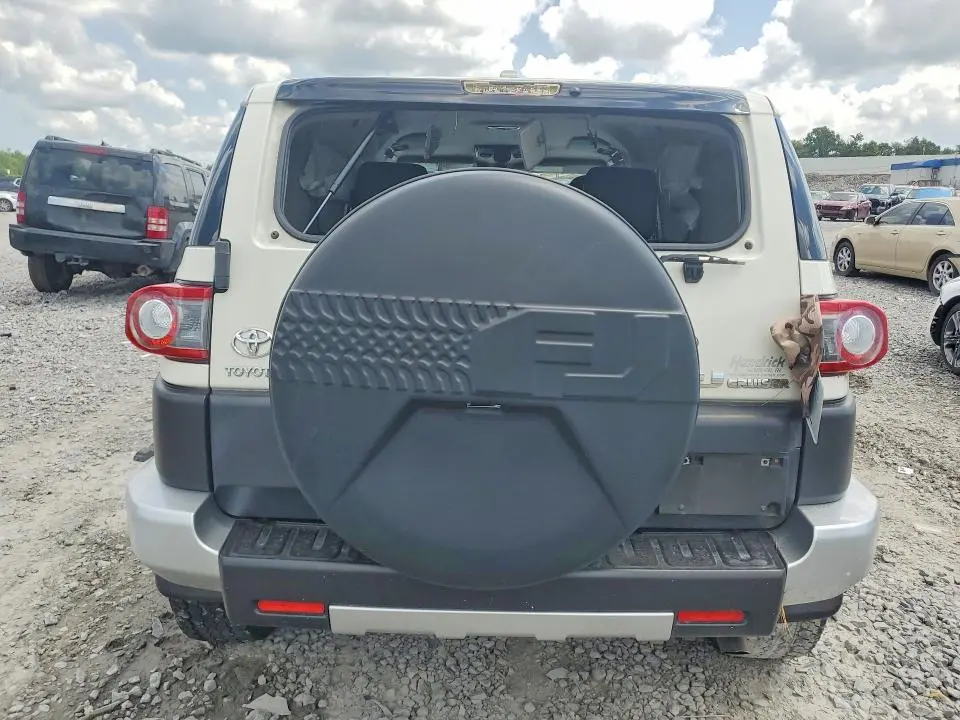 2013 TOYOTA FJ CRUISER BASE  
