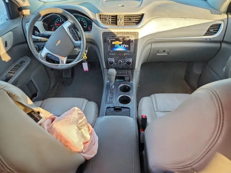 2014 CHEVROLET TRAVERSE LT  
