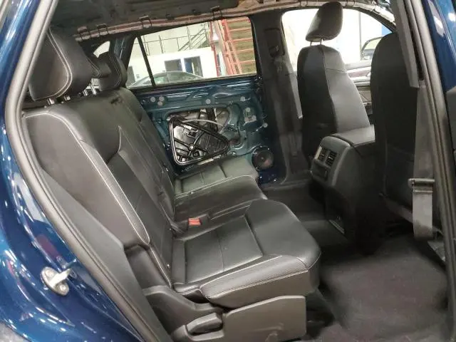 2022 VOLKSWAGEN ATLAS CROSS SPORT SE  