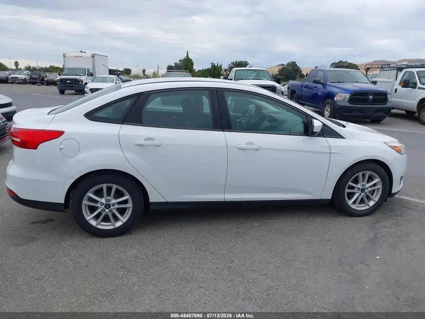 2018 FORD FOCUS SE