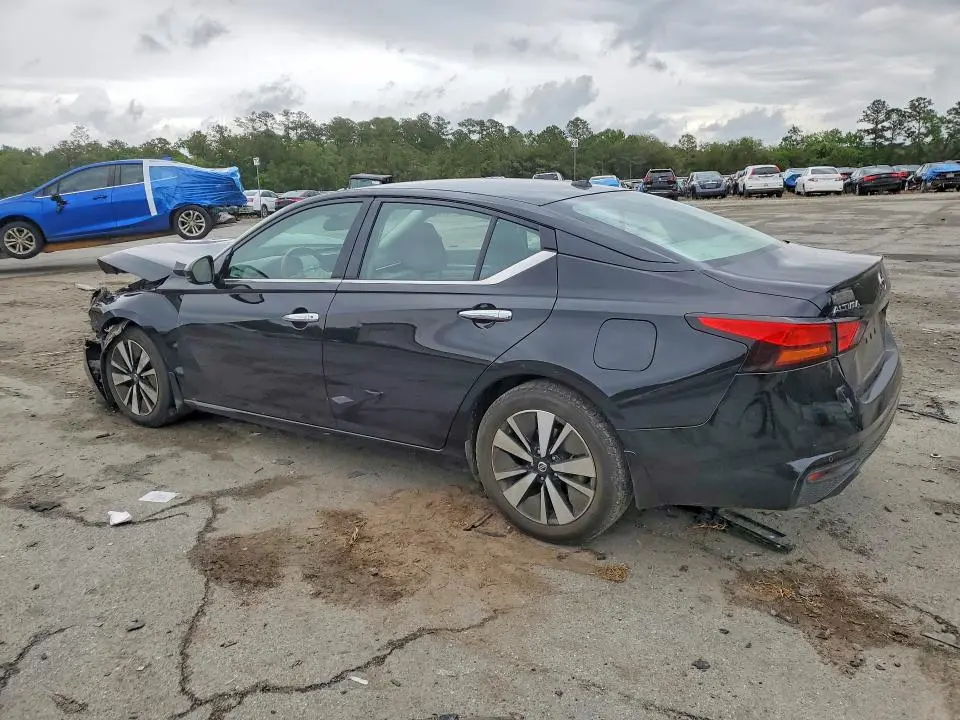 2019 NISSAN ALTIMA SV  