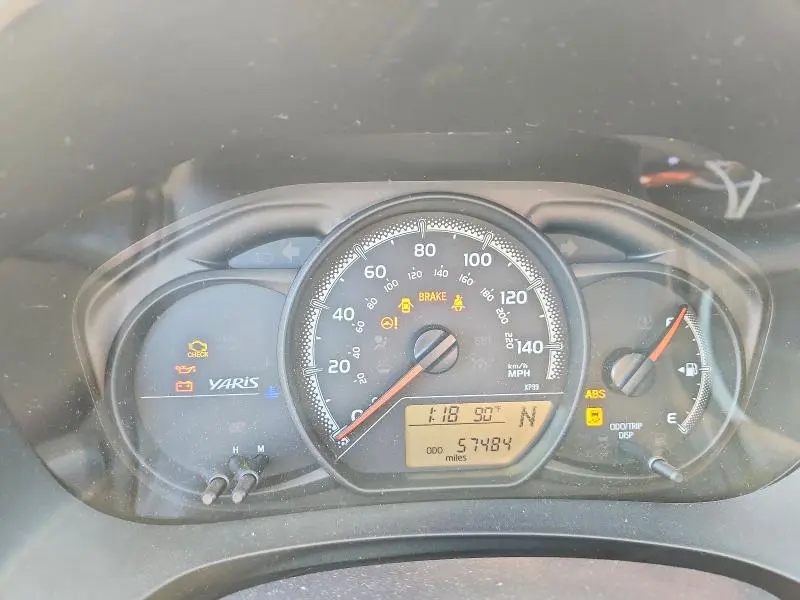2015 TOYOTA YARIS 3-DOOR LE  