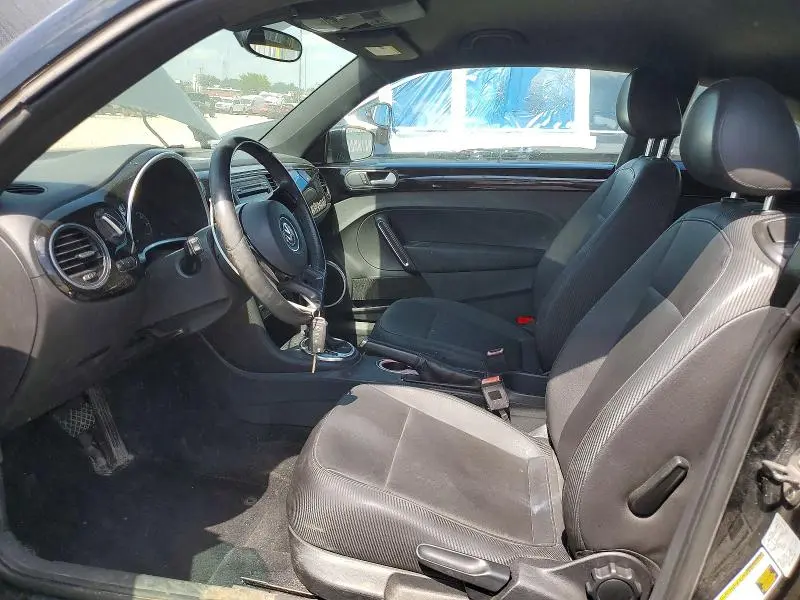 2012 VOLKSWAGEN BEETLE   