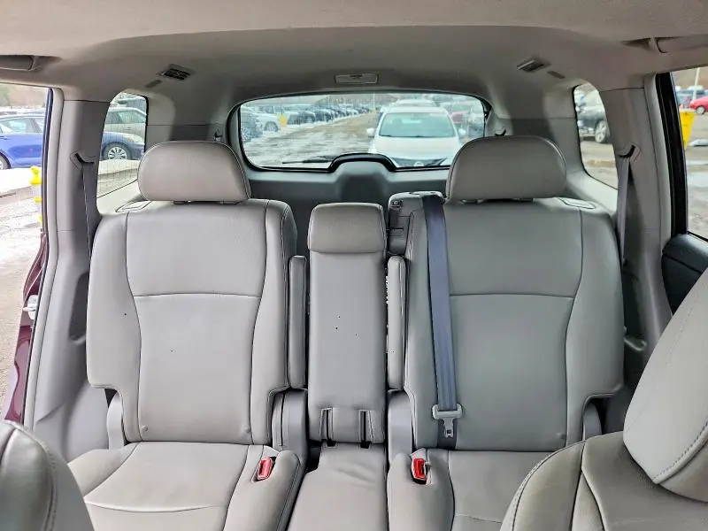 2013 TOYOTA HIGHLANDER BASE  