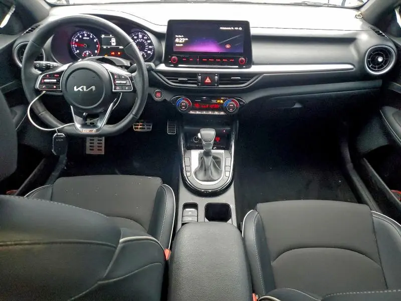 2024 KIA FORTE GT LINE  