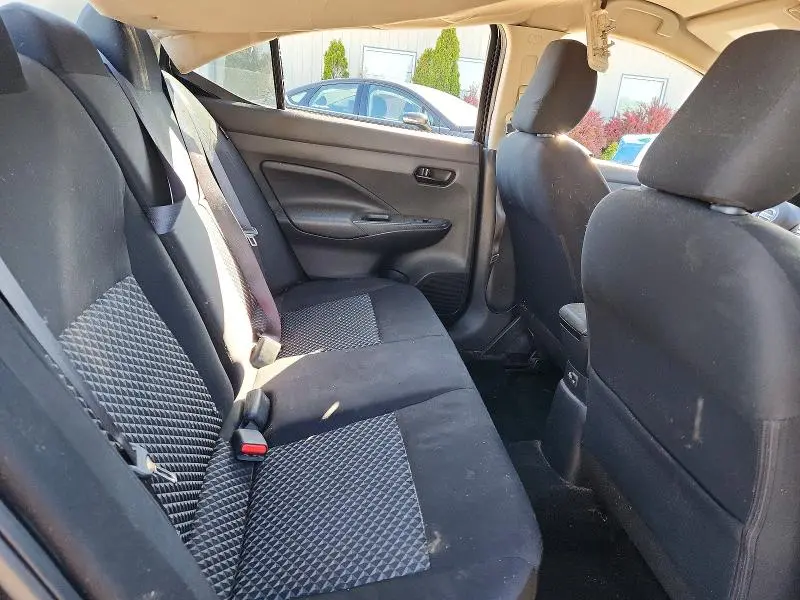 2020 NISSAN VERSA S  