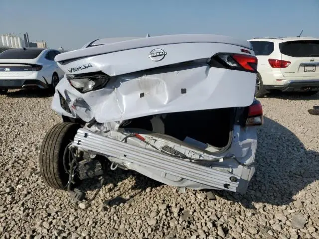 2024 NISSAN VERSA SR