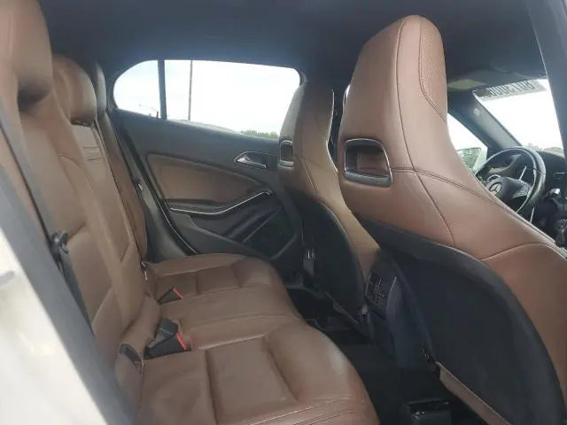 2016 MERCEDES-BENZ GLA 250 4MATIC  