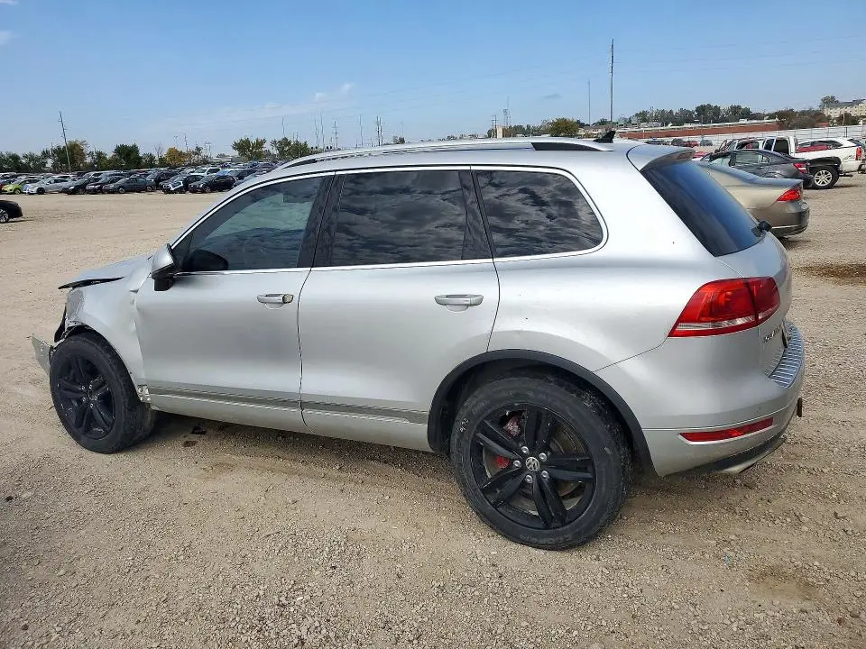 2012 VOLKSWAGEN TOUAREG V6 TDI  