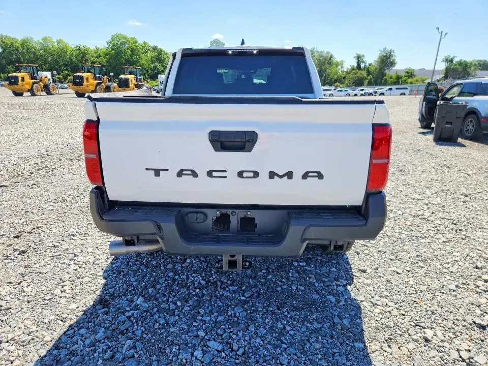 2025 TOYOTA TACOMA SR  