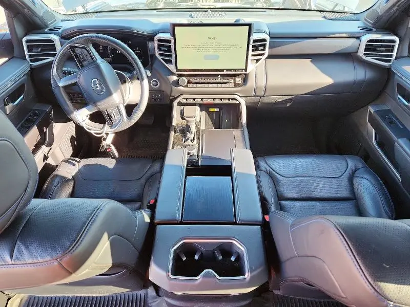 2023 TOYOTA TUNDRA PLATINUM  