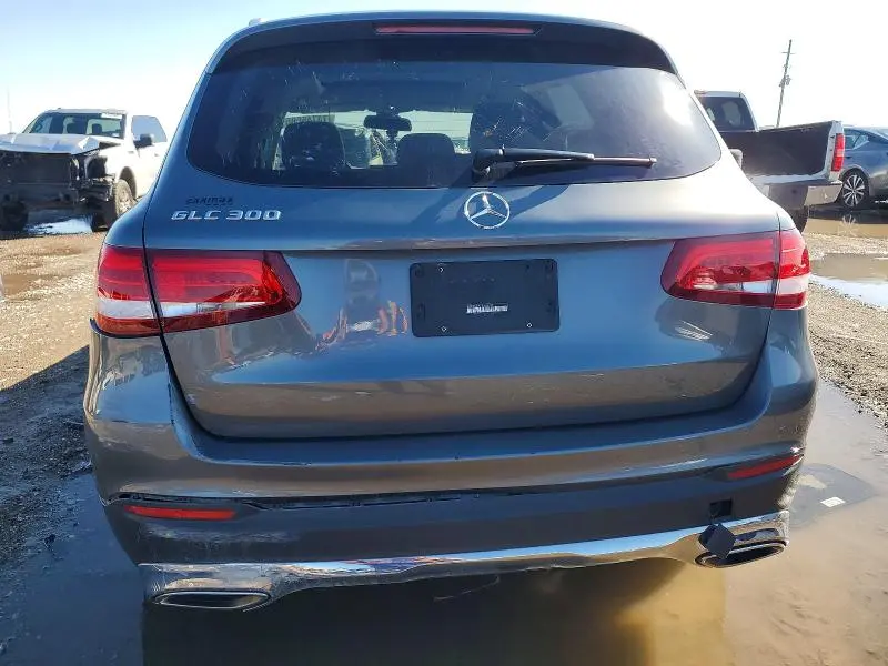 2018 MERCEDES-BENZ GLC 300  