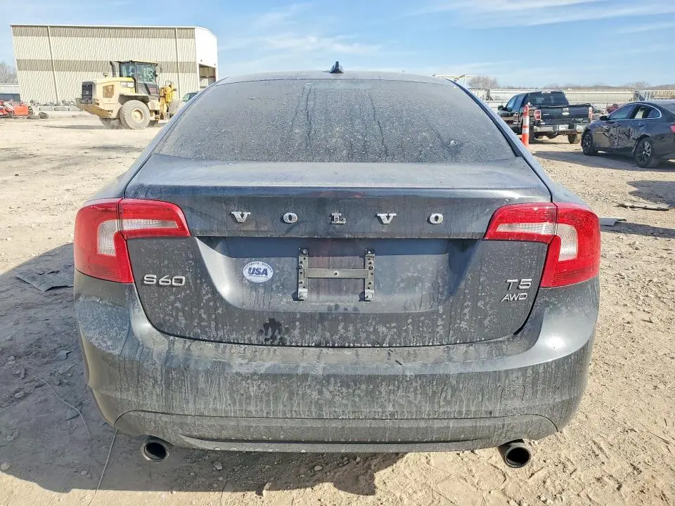 2013 VOLVO S60 T5  