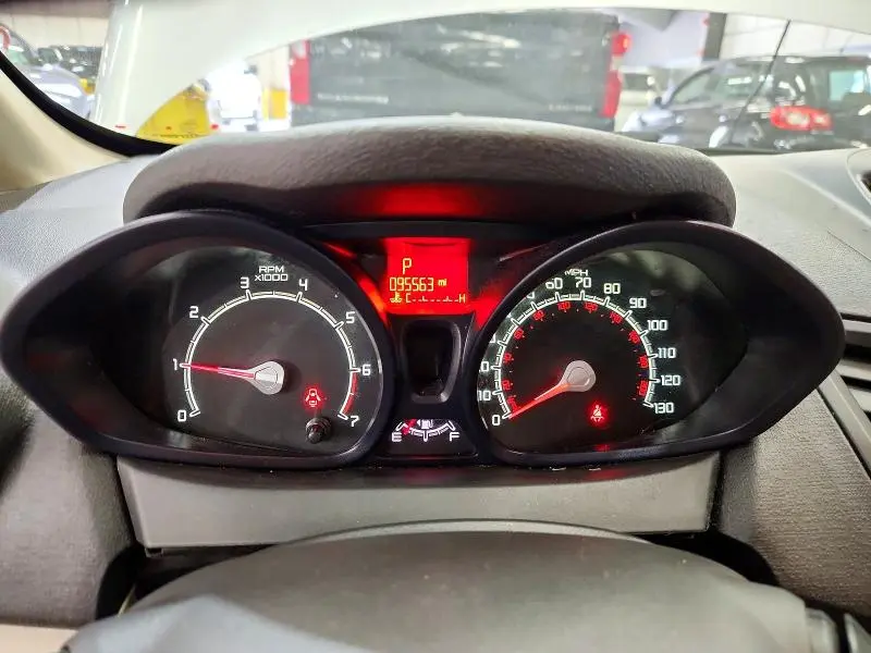 2013 FORD FIESTA S  