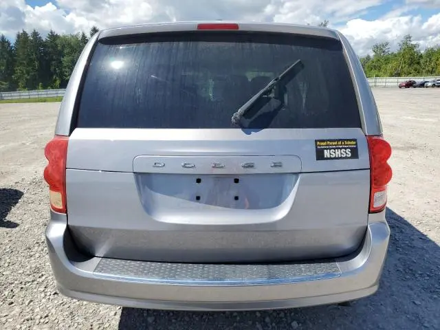 2016 DODGE GRAND CARAVAN SE  