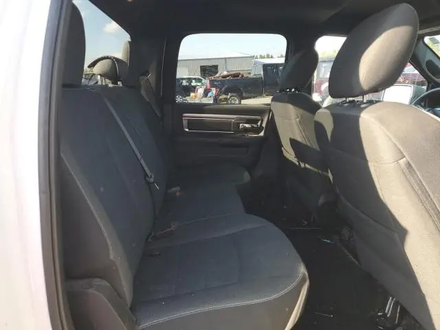 2021 RAM 1500 CLASSIC SLT  