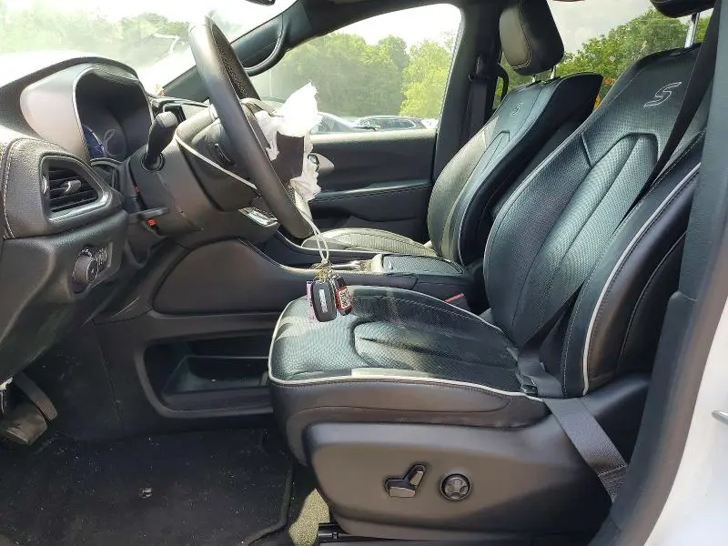 2023 CHRYSLER PACIFICA HYBRID LIMITED  