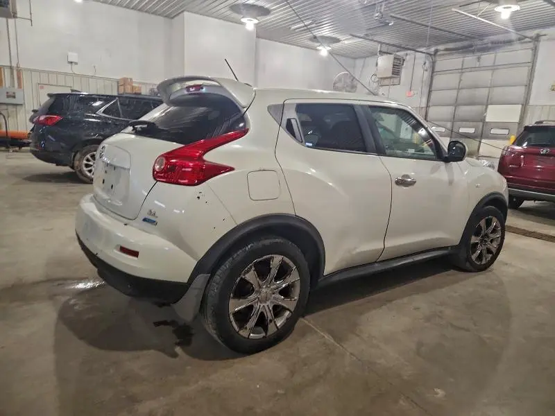 2012 NISSAN JUKE S  