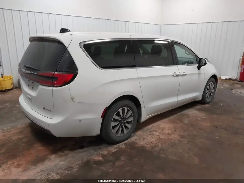 2023 CHRYSLER PACIFICA HYBRID TOURING L