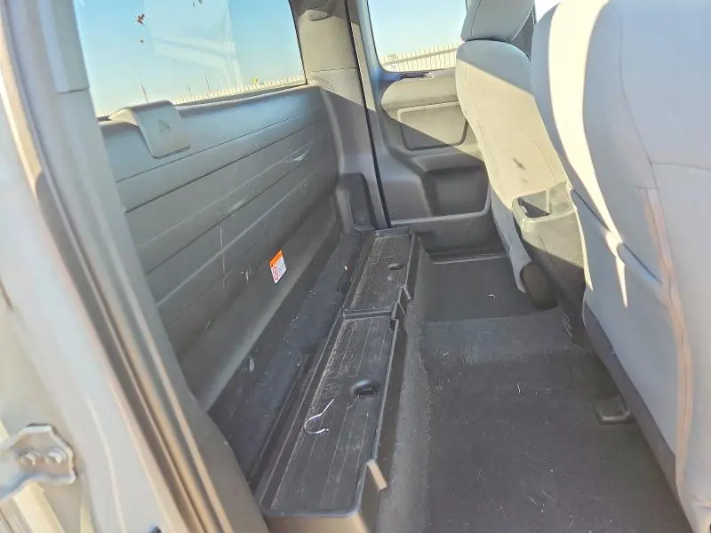 2019 TOYOTA TACOMA SR  