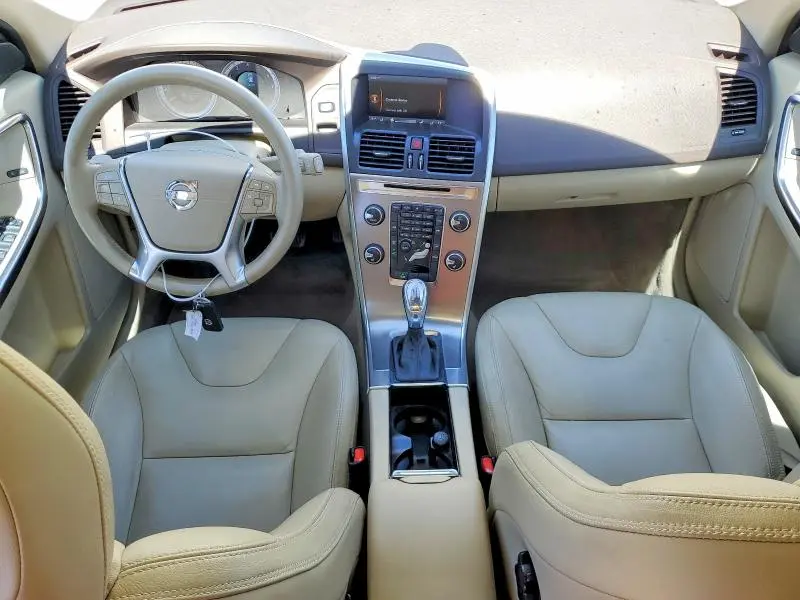 2013 VOLVO XC60 T6  