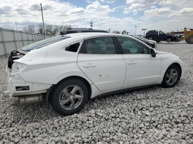 2023 HYUNDAI SONATA SE  