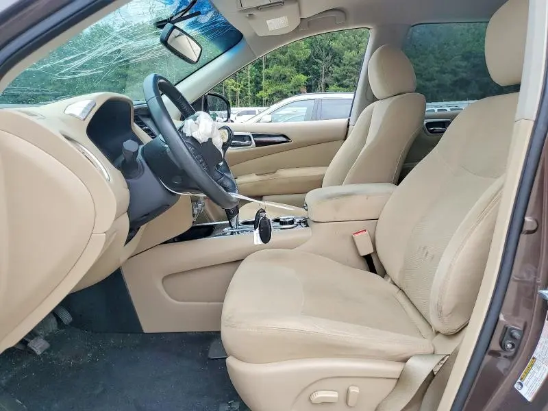 2016 NISSAN PATHFINDER SV  