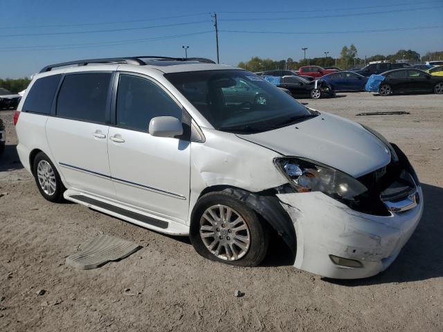 2010 TOYOTA SIENNA XLE