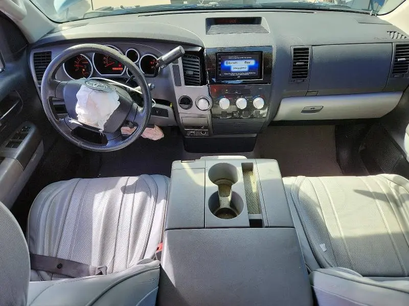 2010 TOYOTA TUNDRA DOUBLE CAB SR5  