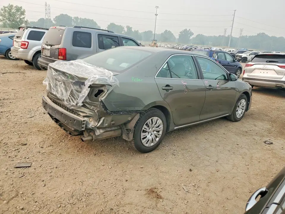 2014 TOYOTA CAMRY LE  