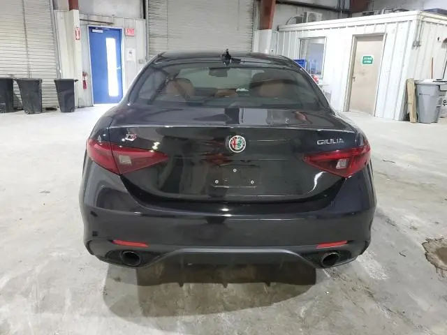 2018 ALFA ROMEO GIULIA TI Q4