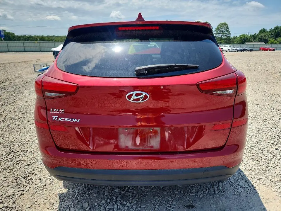 2021 HYUNDAI TUCSON SE  