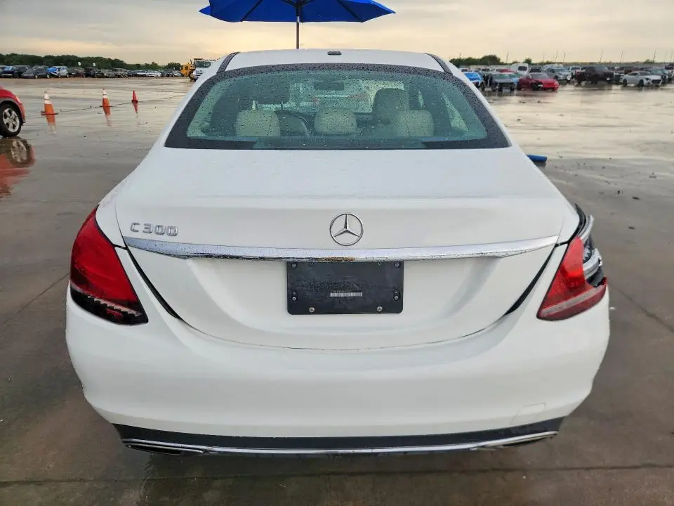 2019 MERCEDES-BENZ C 300  