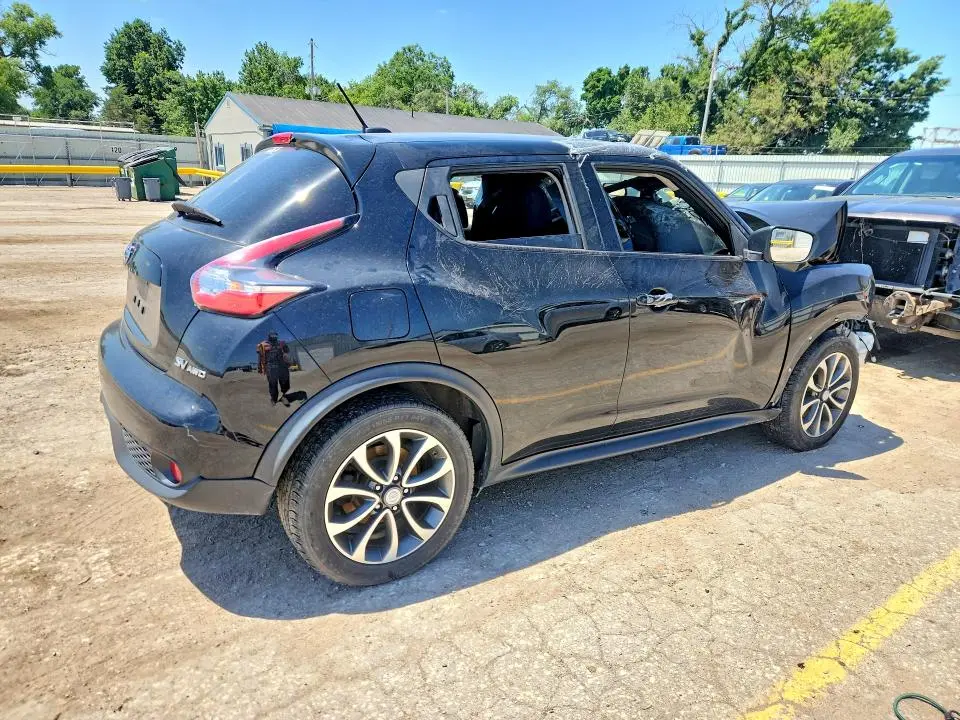 2017 NISSAN JUKE   